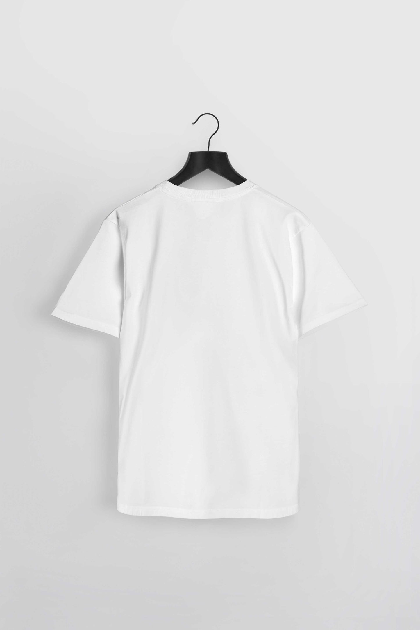 COKE BEAR T-SHIRT WHITE - BRICKTOWN X COCA-COLA ™