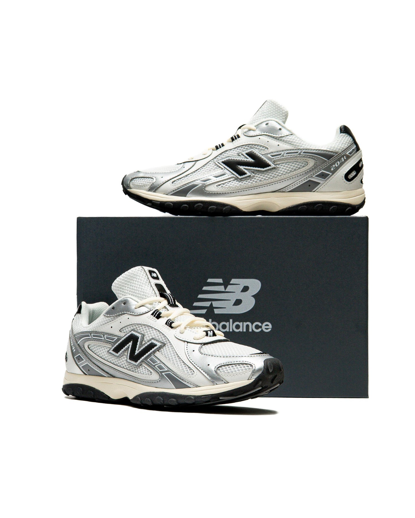New Balance 204L Silver Metallic Black